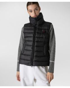 Piumino smanicato in 100% poliestere riciclato