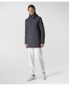 Trench liscio in Primaloft minimal e sofisticato