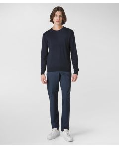 Maglia in tricot con piccolo logo ricamato